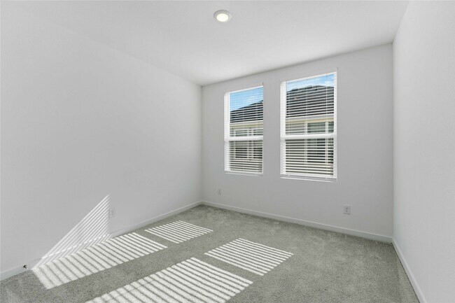 Building Photo - 2206 Via Isa Ln