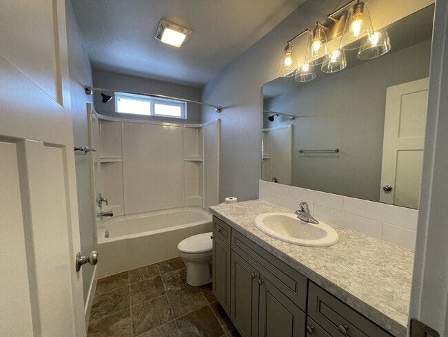 Building Photo - Practically New 3 Bedroom with Mountain Views!