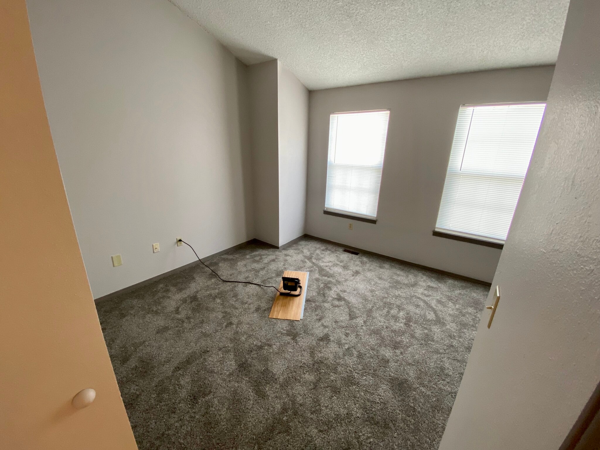 Building Photo - 9703 W Chatfield Ave