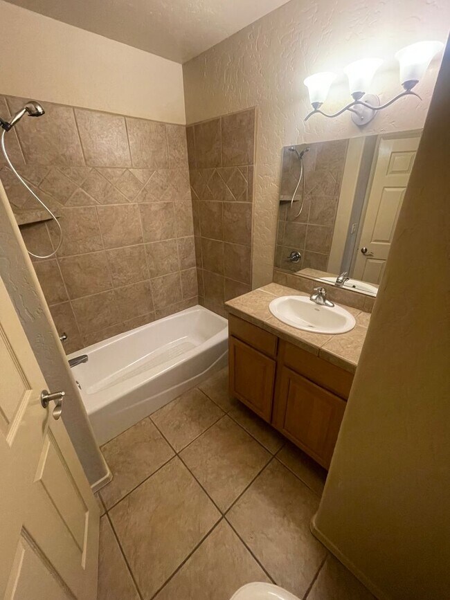 Building Photo - Beautiful 3 Bedroom Home in Sonoma Ranch