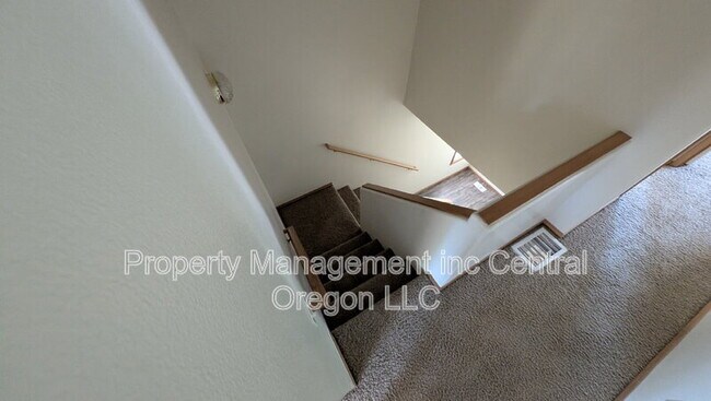 Building Photo - 2110 Baines Blvd