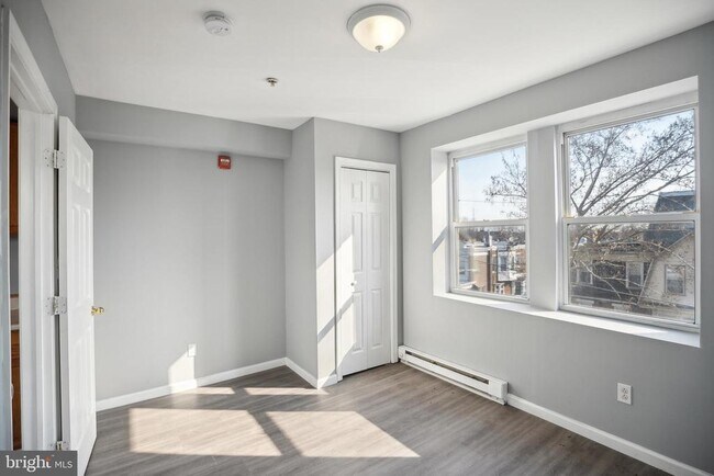 Building Photo - 5200 N 11th St