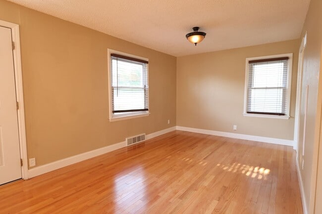 Building Photo - Charming Cape Cod Home in the Heart of Kirkwood!