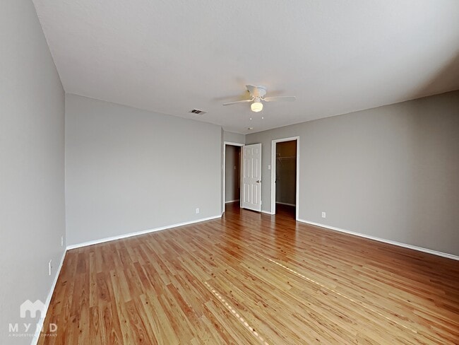 Building Photo - 14514 Tioga Bend