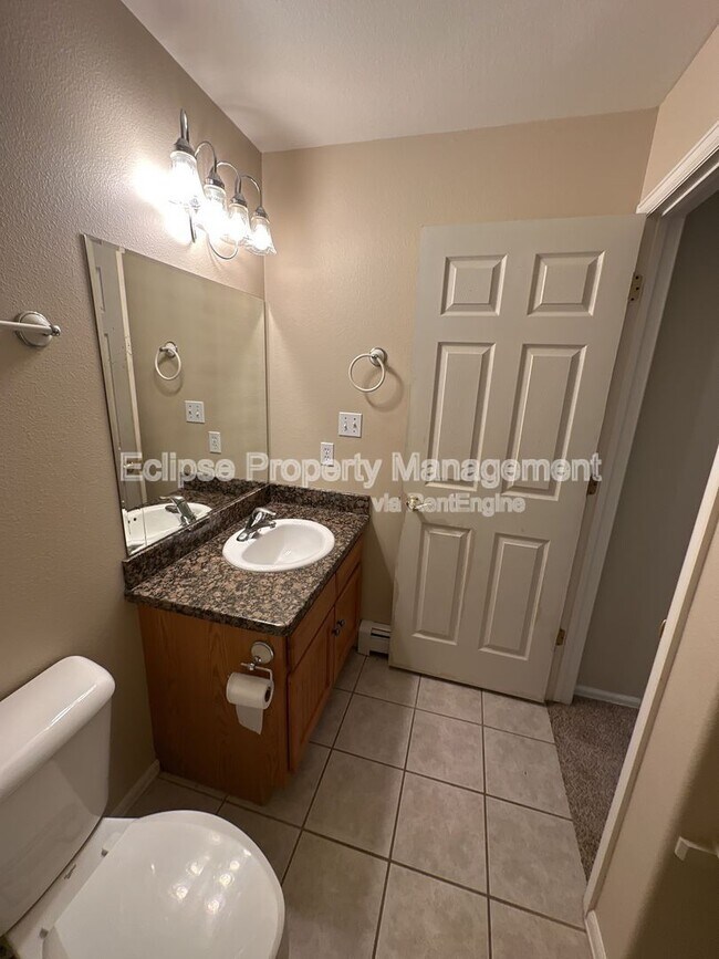 Building Photo - 488 Coronado Ct