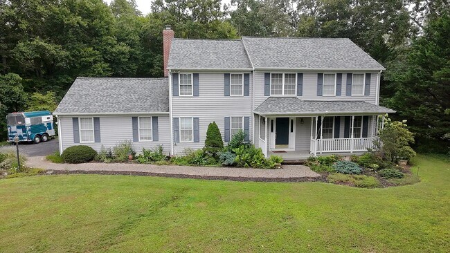 Primary Photo - 2730 Wildwood Cir