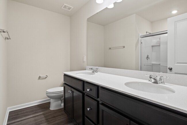 Building Photo - 717 Ambrose Hl Ln