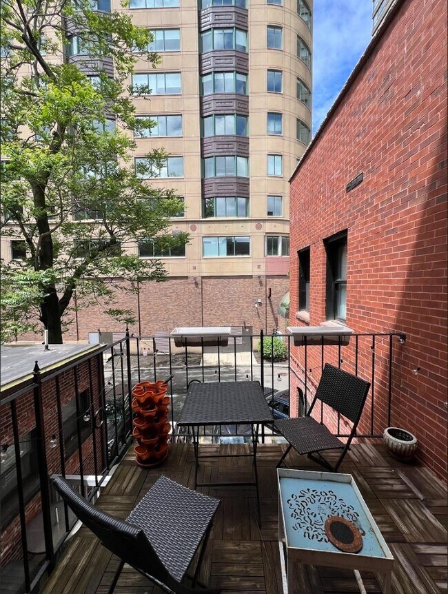 Building Photo - 1 bedroom in Boston MA 02115