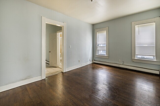Building Photo - 383 Myrtle Ave