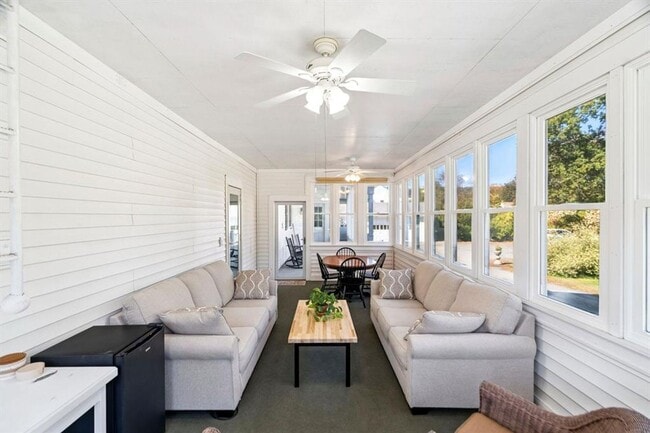 Building Photo - 137-139 North Main Street