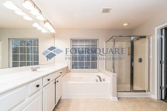 Building Photo - Inviting 5-BR / 4-BA Single-Family Home – Wakefield Neighborhood, Raleigh