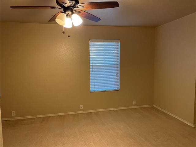 Building Photo - 2637 Van Buren Dr
