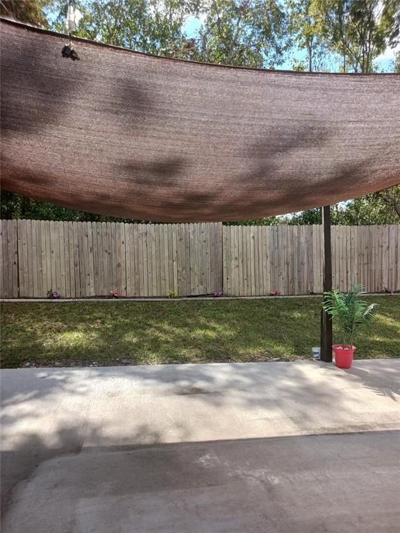 Building Photo - 7706 Covedale Dr