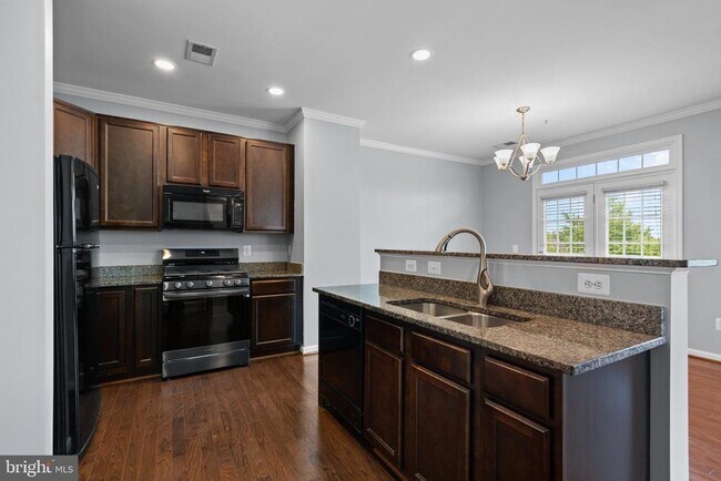 Building Photo - 14602 Shelford Way