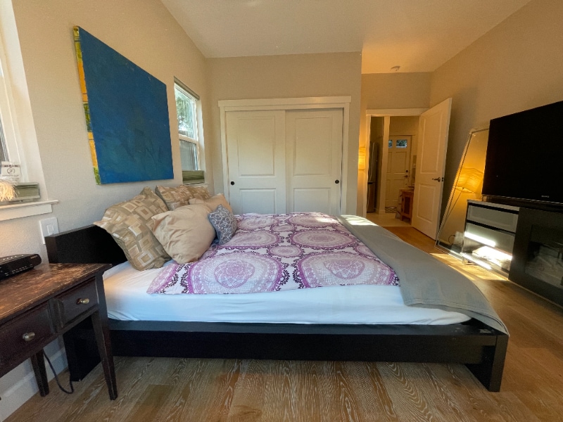 Building Photo - 1363 Los Arboles Ave