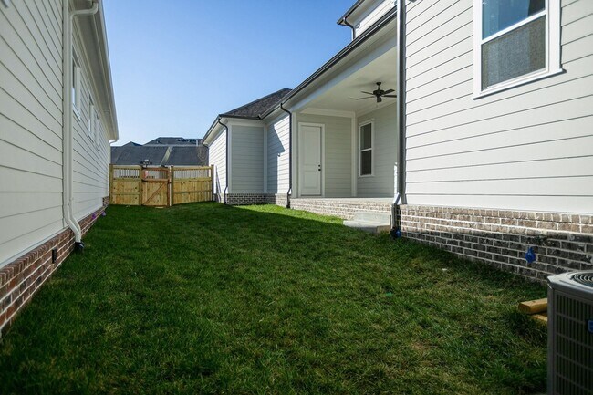 Building Photo - 3025 Long Br Cir