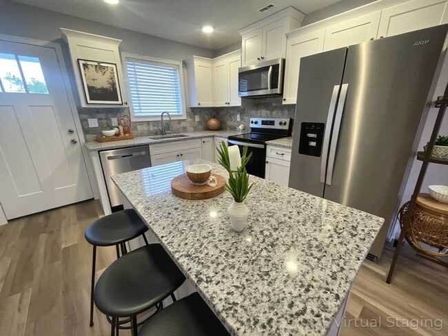 Building Photo - Summer Lease Up Specials - Call for Details -New 2 Bed, 2 Bath with Garage, walk in