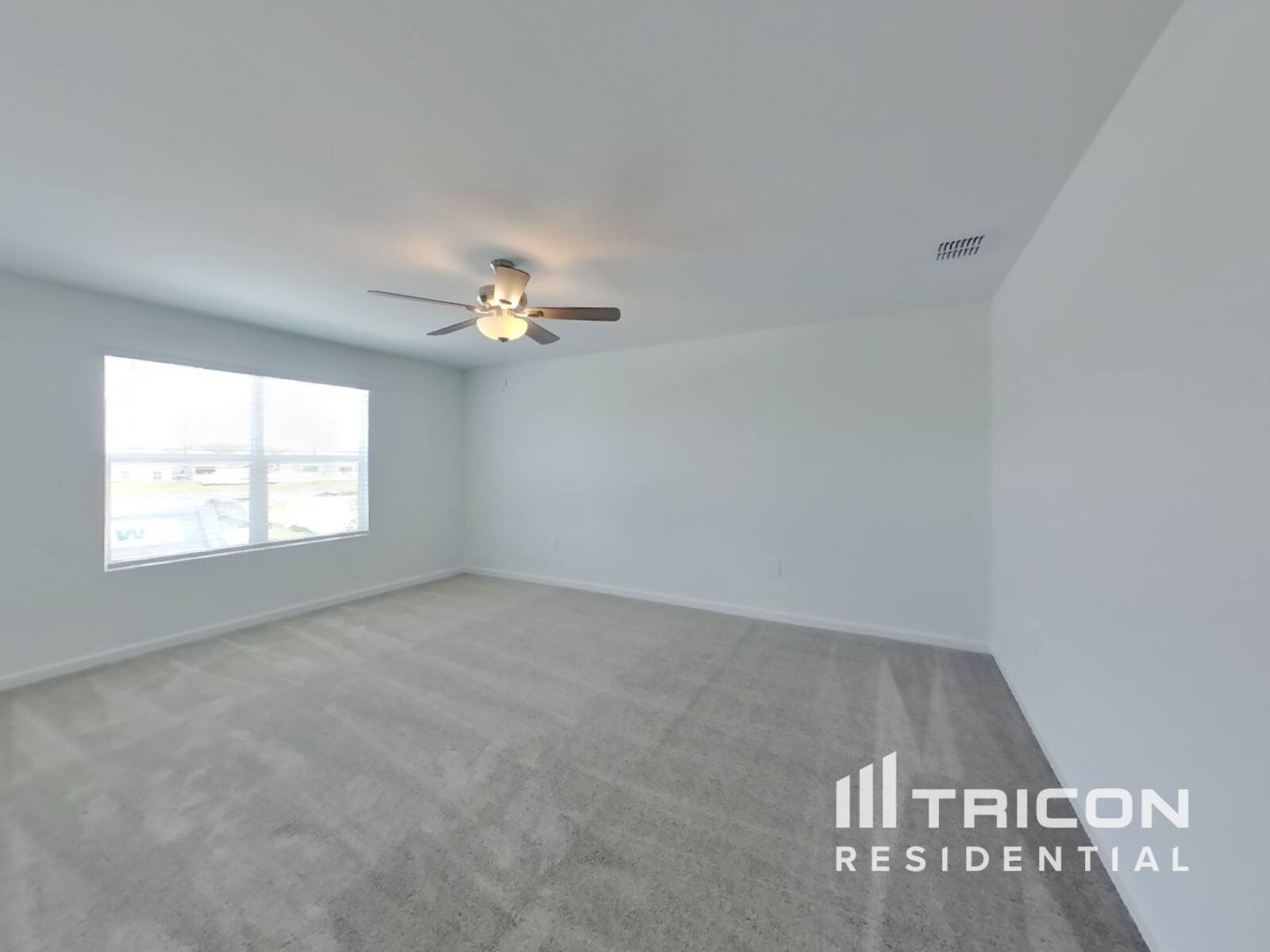 Building Photo - 5648 Gingham Dr