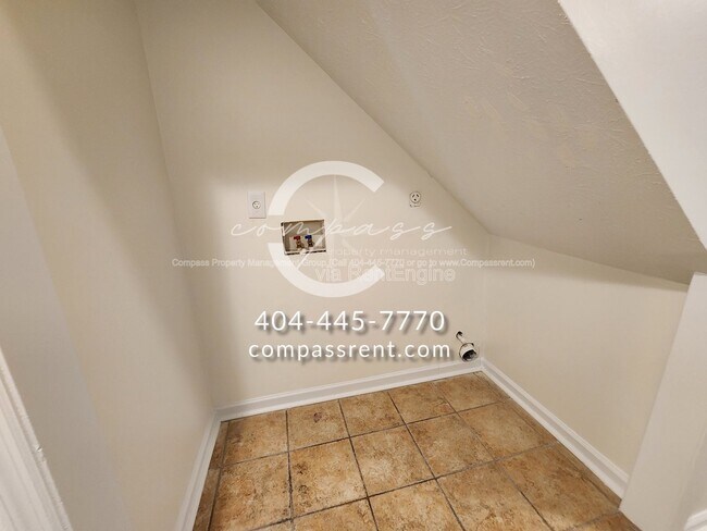 Building Photo - 5047 Chadwick Ct