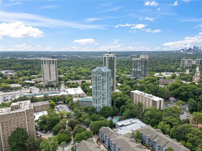 Building Photo - 2870 Pharr Ct S Northwest