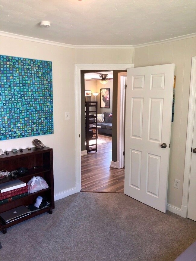 Building Photo - 1128 Sumpter St