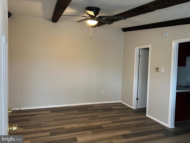 Building Photo - 360 W Patrick St