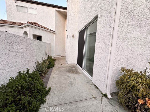 Building Photo - 13133 Le Parc Blvd