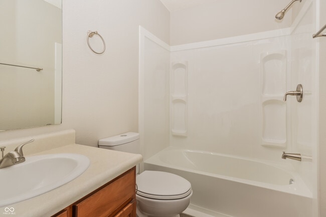 Building Photo - 536 New Moon St