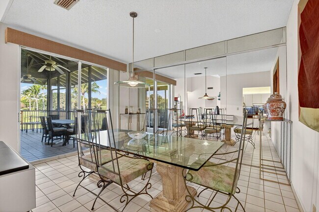 Building Photo - 7623 Cinebar Dr