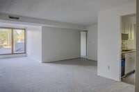 Building Photo - 2440 Noble Rd