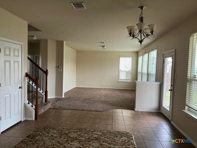 Building Photo - 4902 Bridgewood Dr