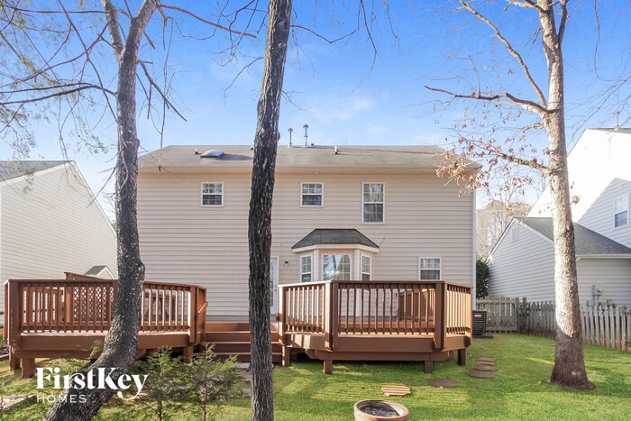 Building Photo - 2800 Black Walnut Ln