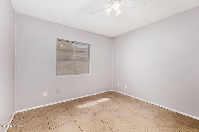 Building Photo - 11826 N 35th Ave