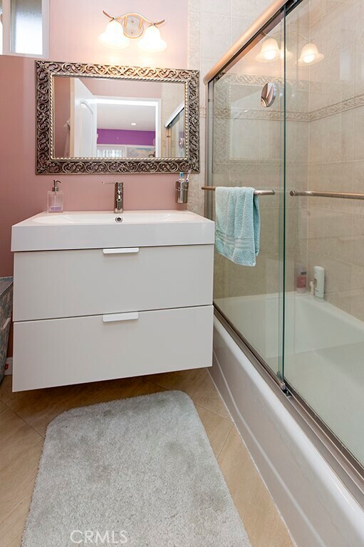 Building Photo - 3238 Montrose