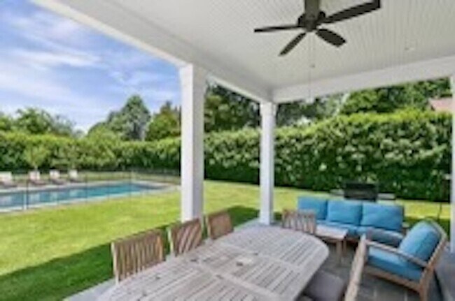 Building Photo - 29 South St