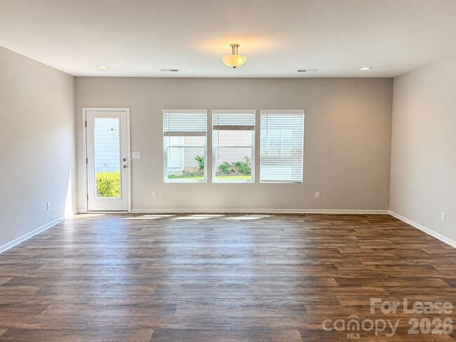 Building Photo - 15016 Meacham Farm Dr