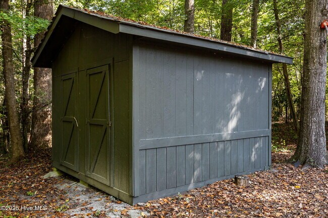 Building Photo - 1190 Gould Rd