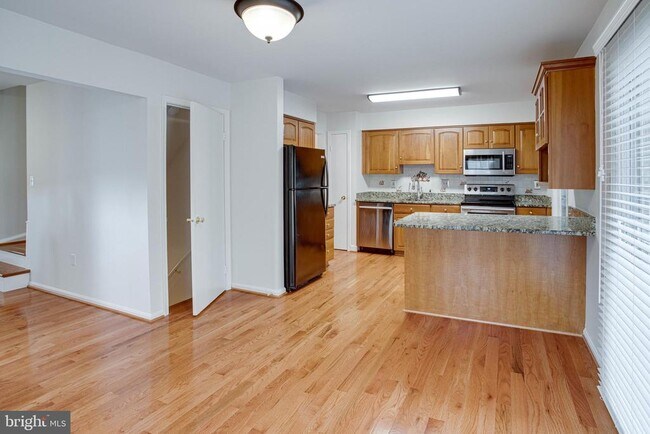 Building Photo - 9620 Masterworks Dr