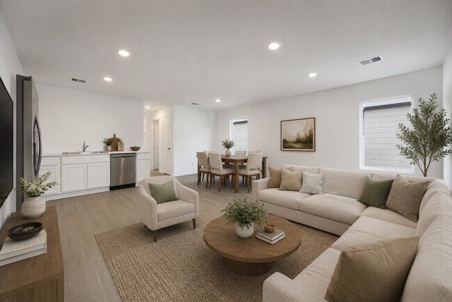 Building Photo - 385 Lucia Way