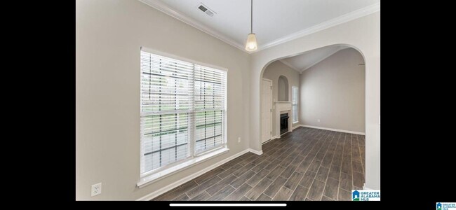 Building Photo - 683 Waterford Ln