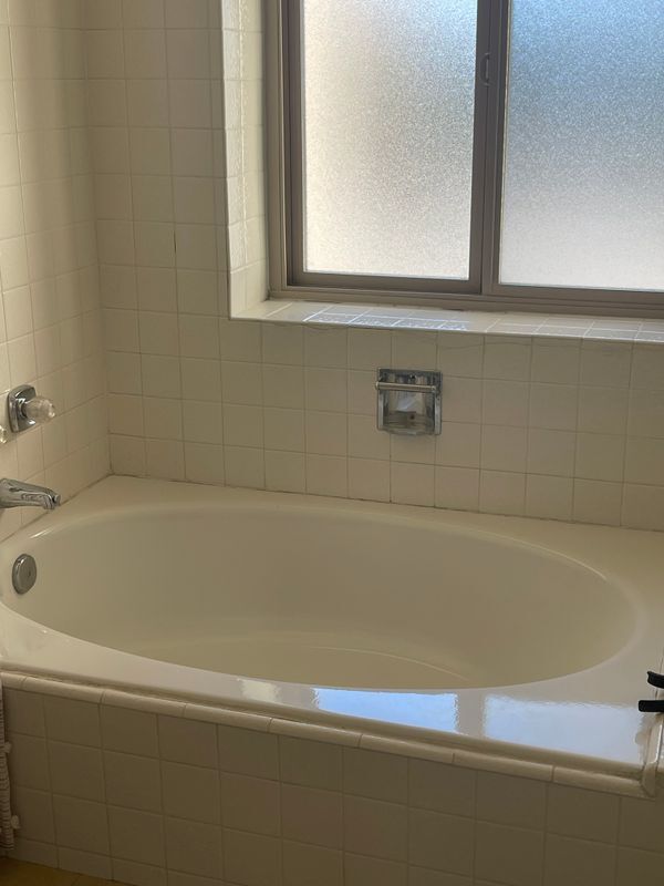 Building Photo - 415 Falconrock Ln