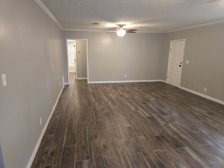Building Photo - 4837 Mayo Cir