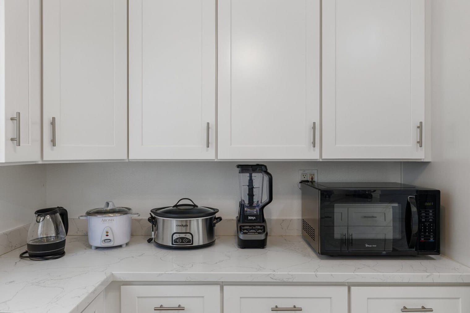 Building Photo - 15555 Union Ave