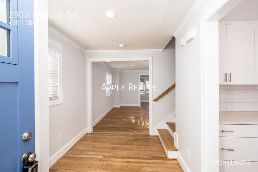 Building Photo - 2900 Arnold Rd