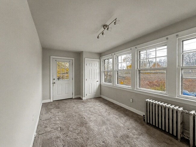 Building Photo - 201 N Aberdeen Ave