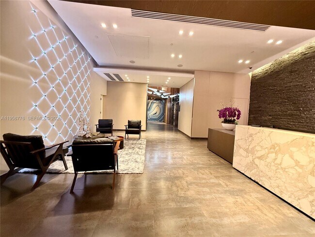 Building Photo - 3250 NE 1st Ave