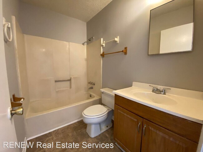 Building Photo - 2 br, 1 bath House - 3407 Moonlight Dr