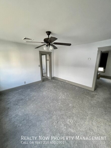 Building Photo - 2813 Marvin Ave