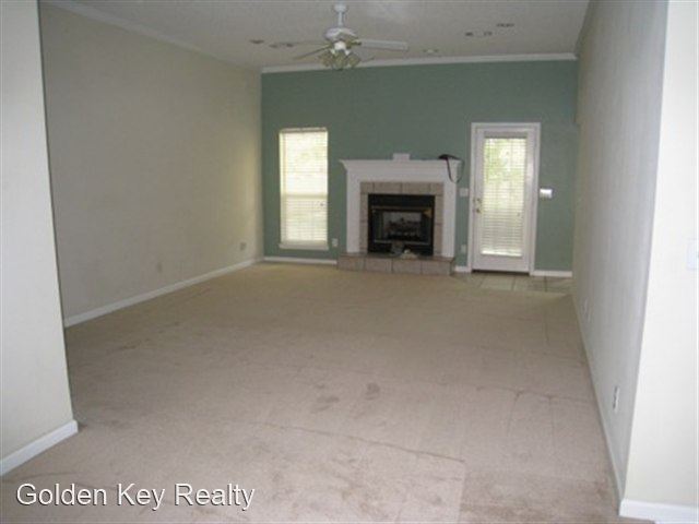 Building Photo - 4 br, 3 bath House - 409 Tucker Place