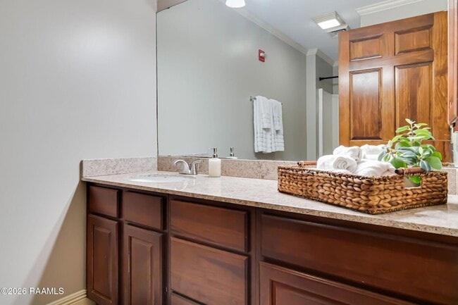 Building Photo - 500 Jefferson St